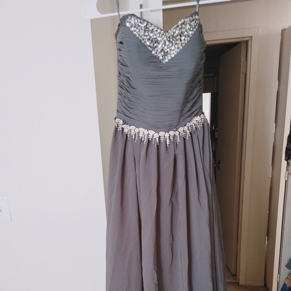 Silver Grey Formal Dress/Gown